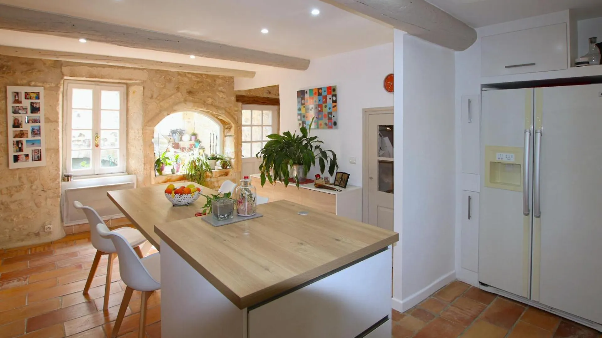 2 Bedroom Nice Home In Saint Restitut Saint-Restitut