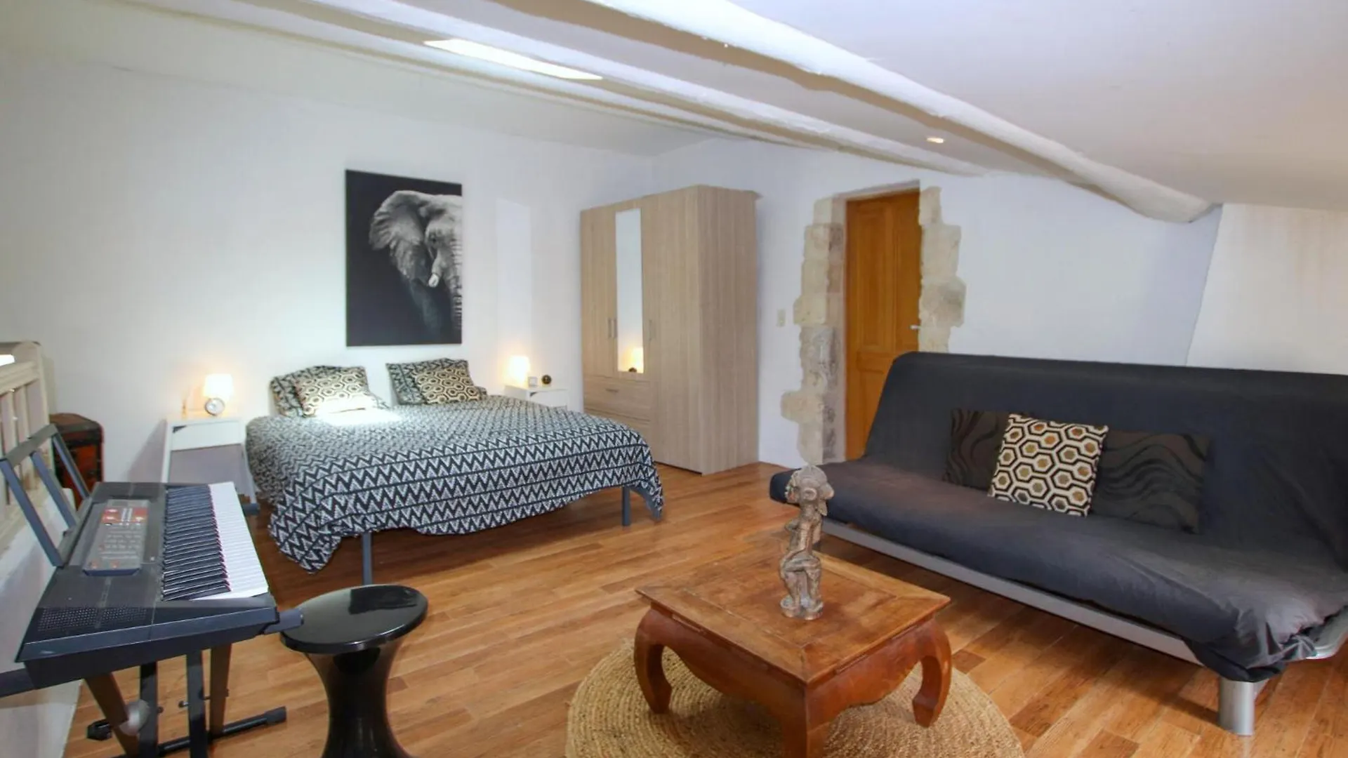Holiday home 2 Bedroom Nice Home In Saint Restitut