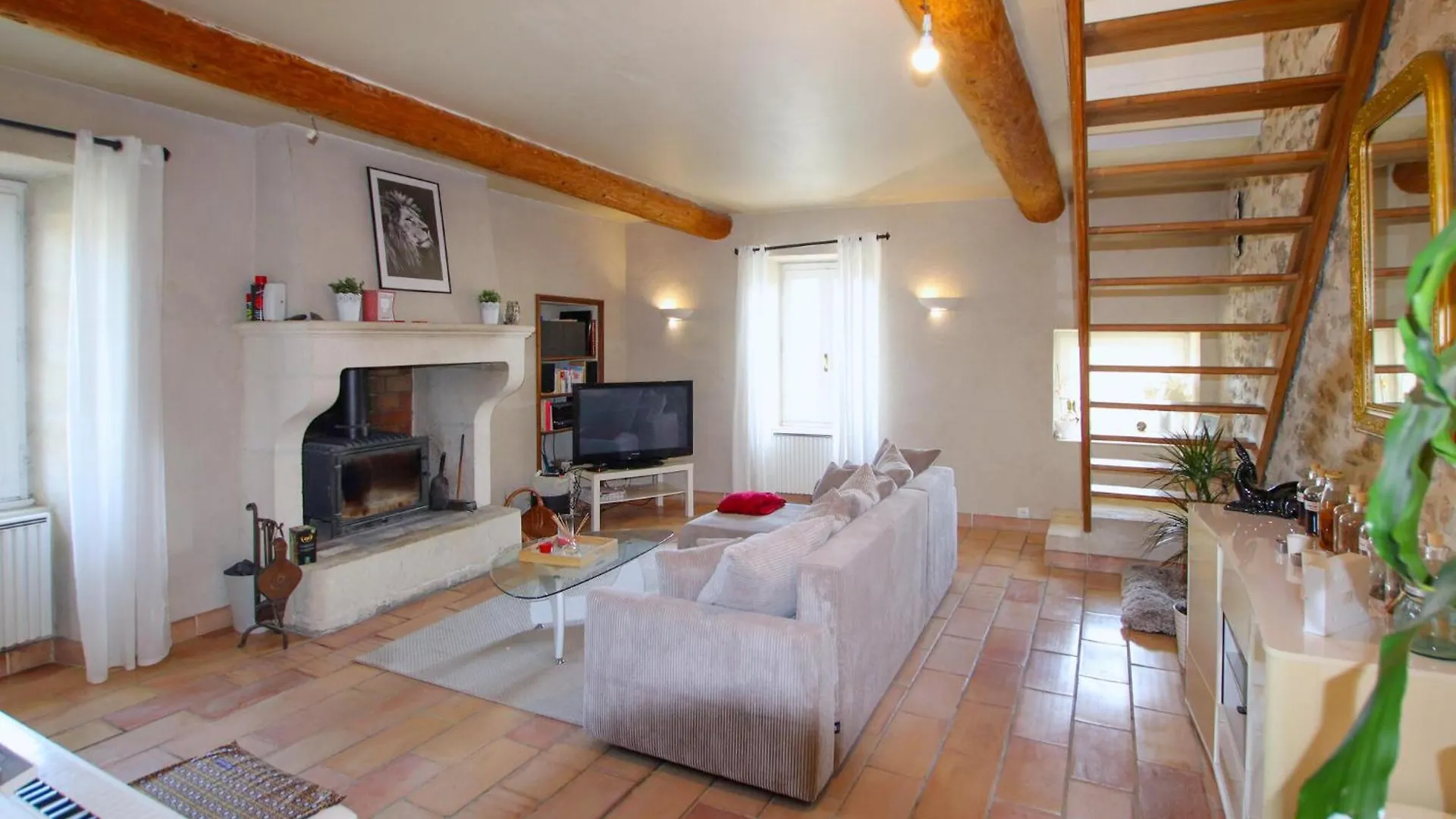 2 Bedroom Nice Home In Saint Restitut Holiday home Saint-Restitut