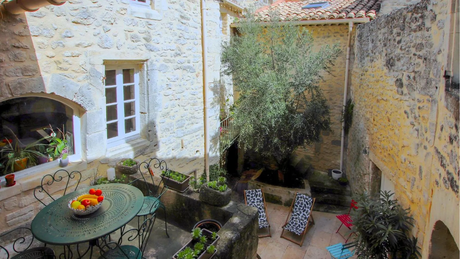 Holiday home 2 Bedroom Nice Home In Saint Restitut France